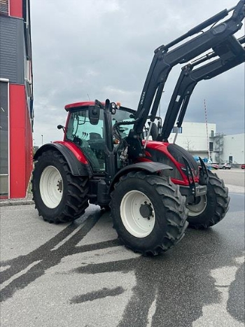 Valtra N114