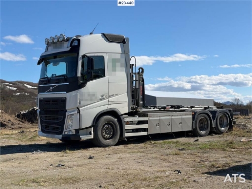 Volvo FH 540 6x2 hook truck w/ 20T hook - One owner. WAT