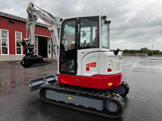 Takeuchi TB 350 R