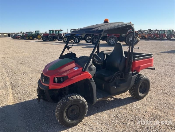 John Deere Gator XUV 550 4x2 Utility Vehicle
