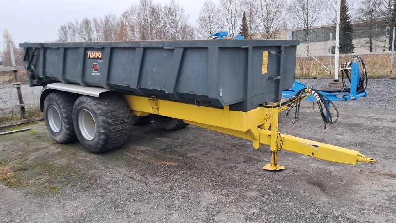 Tempo Pro MSV 18D maansiirtovaunu lisälaidoin