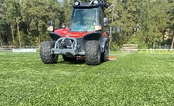Aebi TT211, Redskapsbärare, Grönytemaskiner