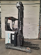 UniCarriers UMS200DTFVRE795, Reachtruck voor hoog niveau, Laden en lossen
