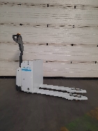 UniCarriers PLL180, Electro-pallettrucks, Laden en lossen