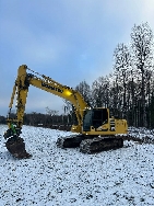 Komatsu PC210LC-11, Kāpurķēžu ekskavatori, Būvniecība