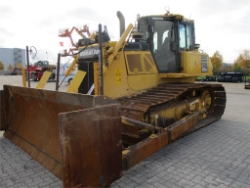 Komatsu D65PX-18, Dozer cingolati, Costruzioni