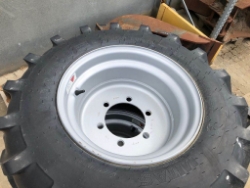 Mitas 15,0/55-17MI TR-01, Pneumatici, ruote e cerchioni, Costruzioni