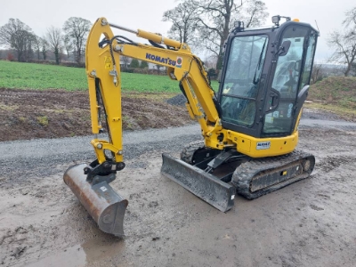 Komatsu PC26MR-5 - Mini excavators - Construction Equipment ...