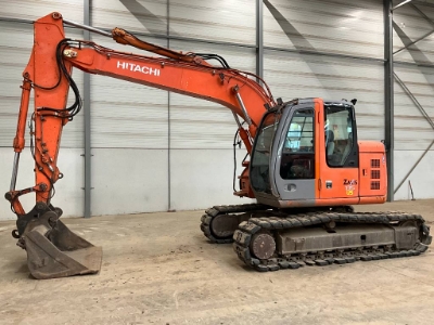 Hitachi ZX 135 US - Crawler excavators - Construction - Geuens