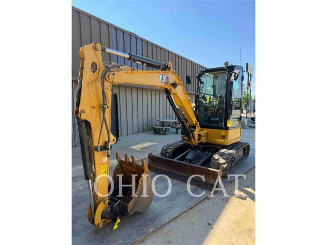 大型油圧ショベル12t以上（パワーショベル・ユンボ） - CATERPILLAR