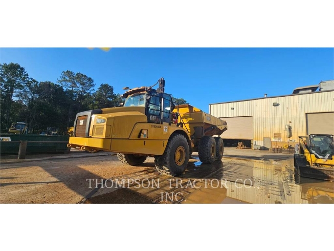 アーティキュレート式ダンプトラック - CATERPILLAR WORLDWIDE