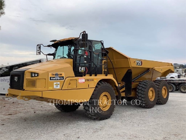 アーティキュレート式ダンプトラック - CATERPILLAR WORLDWIDE