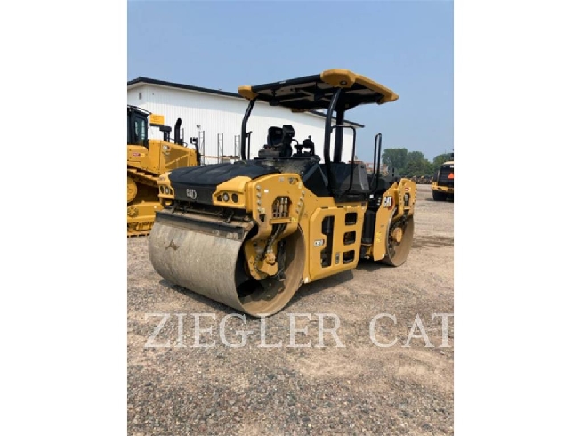 ロードローラー・コンパクター - CATERPILLAR WORLDWIDE