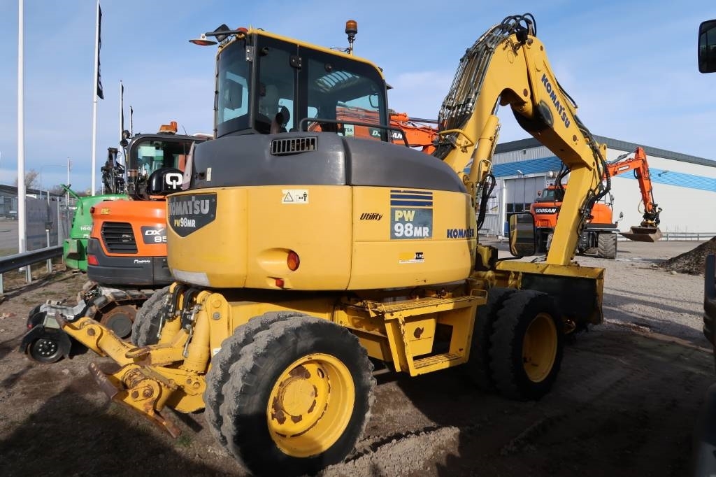 Komatsu nissan knwf 12t