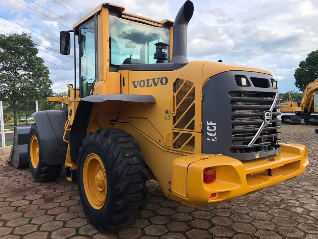 Volvo l60 f