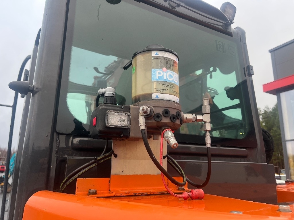 hitachi-zx-85-engcon-3-kauhaa,6a06903b