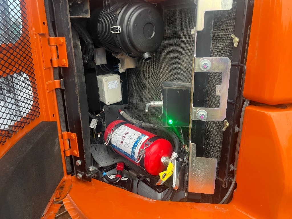 hitachi-zx-85-engcon-3-kauhaa,ffed3c53