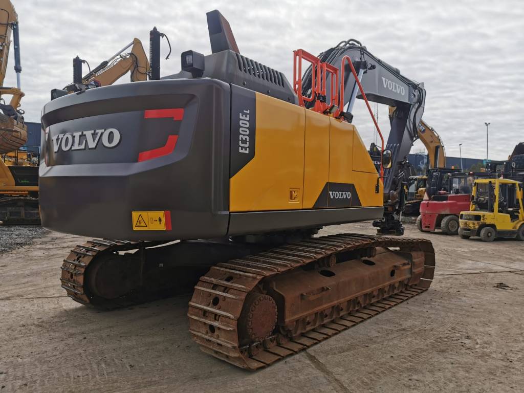 Crawler Excavator Volvo EC300EL crawlerexcavators