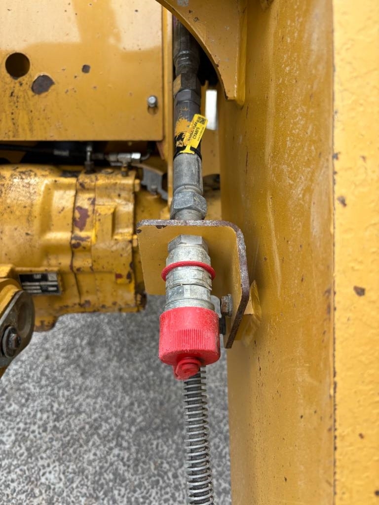 CAT 918 M