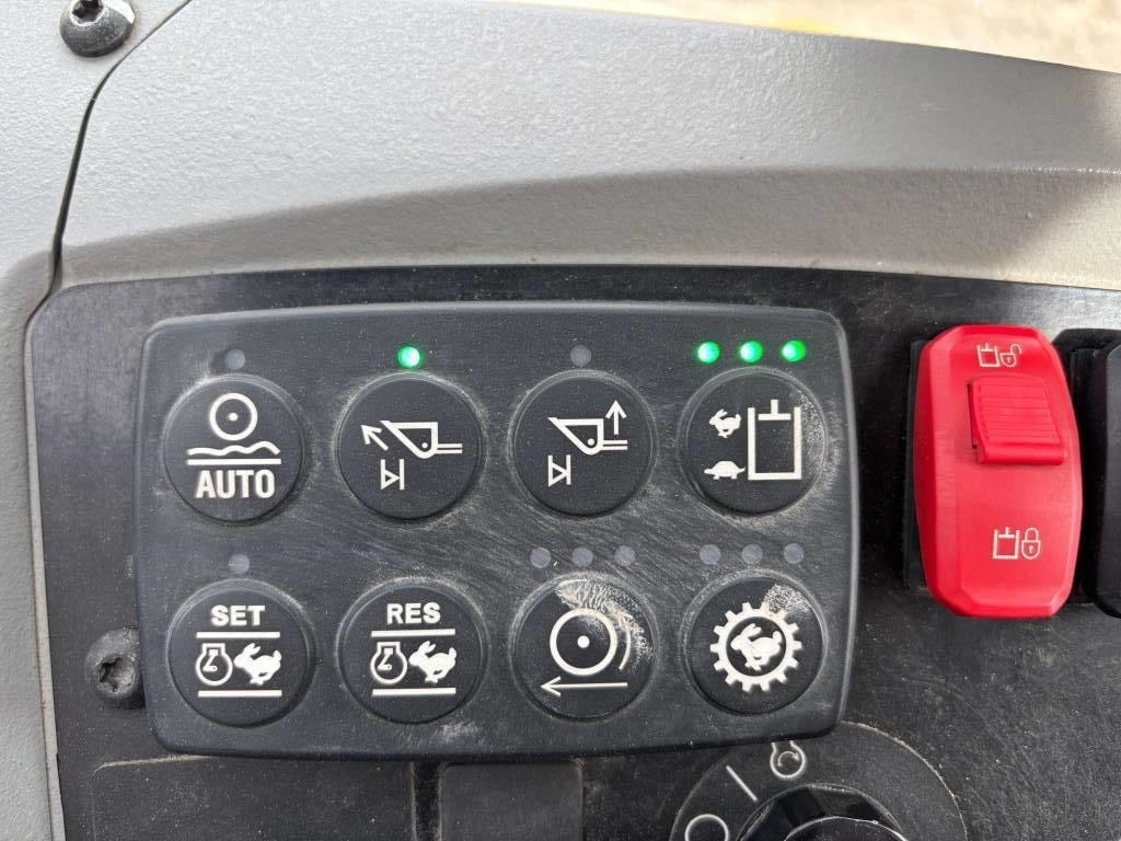 CAT 918 M