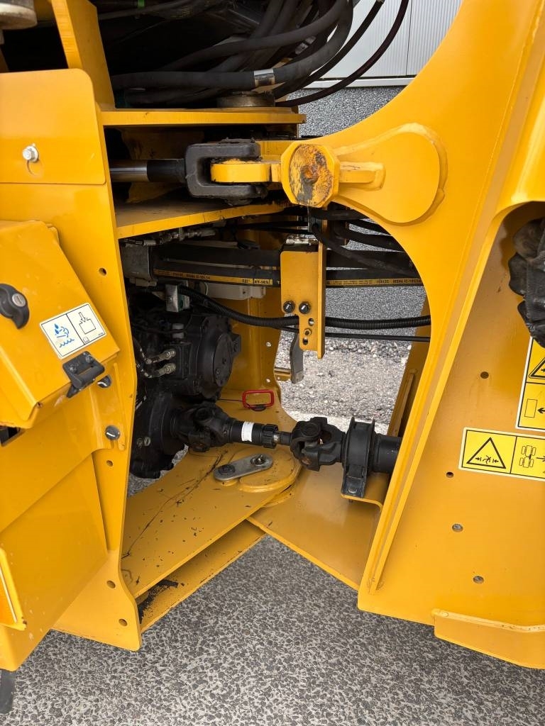 CAT 918 M