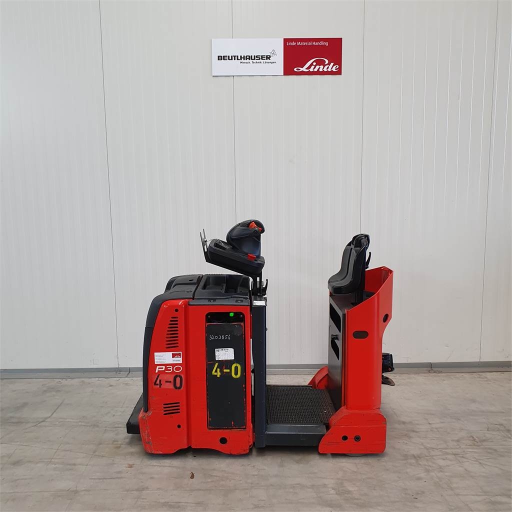 Linde P30C - Schlepper - Flurförderzeuge - Beutlhauser