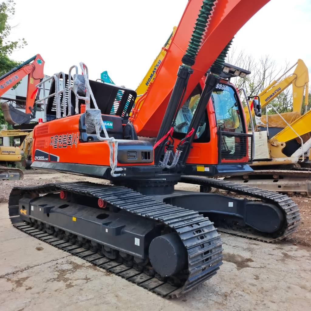 2023 Doosan DX 300-45065145