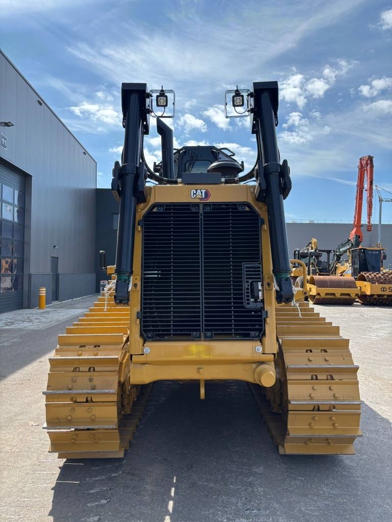 CAT D 8 - D 8 GC - D 8 T - D 8 R