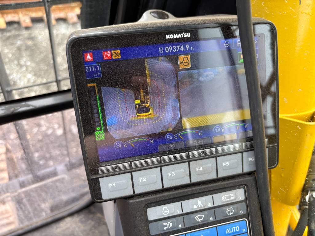 Komatsu PC360LC-11