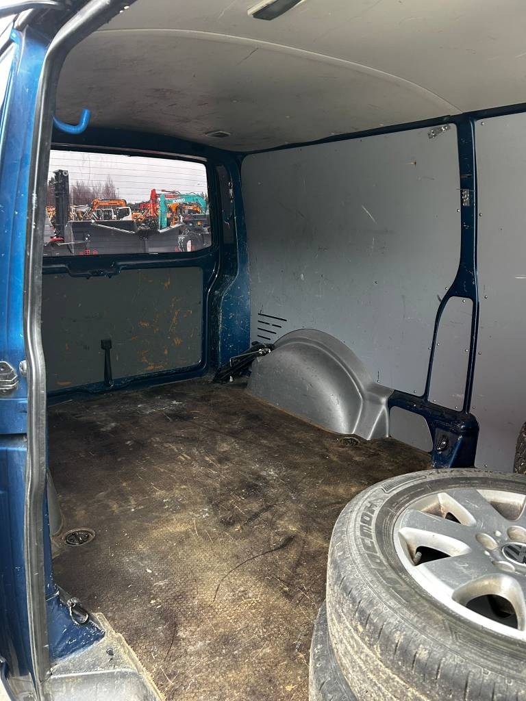 volkswagen-transporter-2xrenka,b8c51c7f