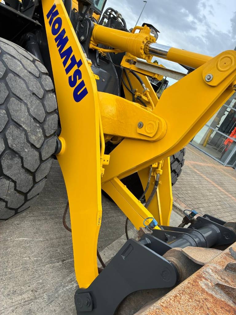 2022 Komatsu 8-49309947