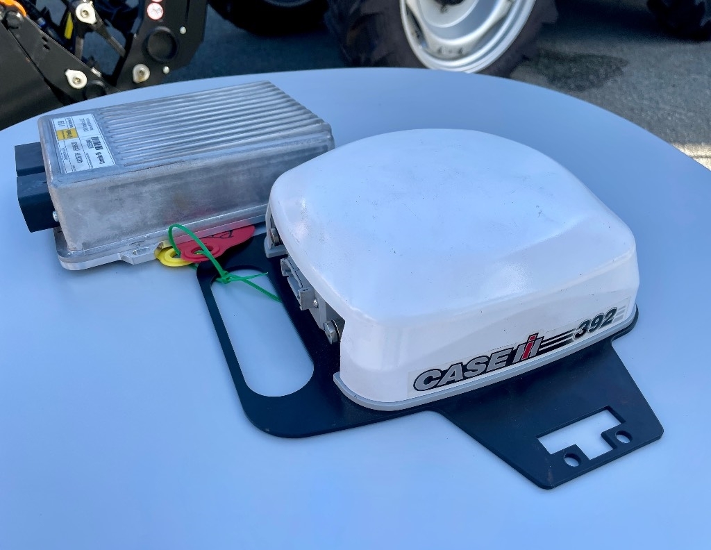 CNH 392 EgnosGPS sæt med NAV controller & GPS antenne