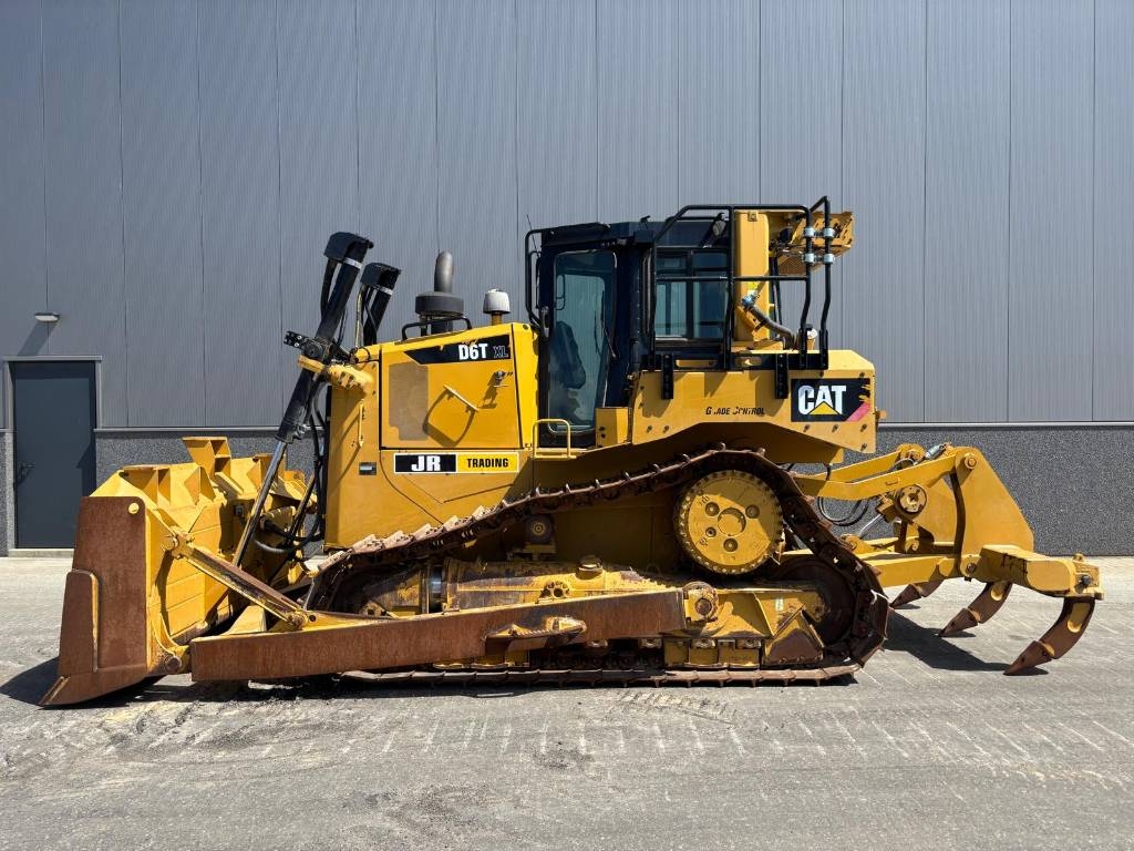 CAT D 6 T XL