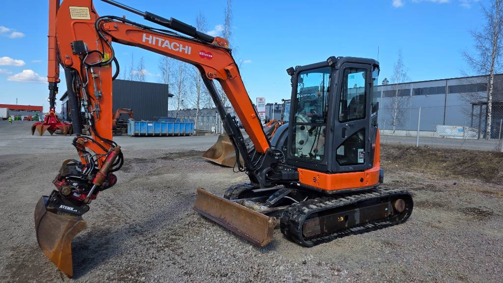 2014 Hitachi ZX48U-5A CLR