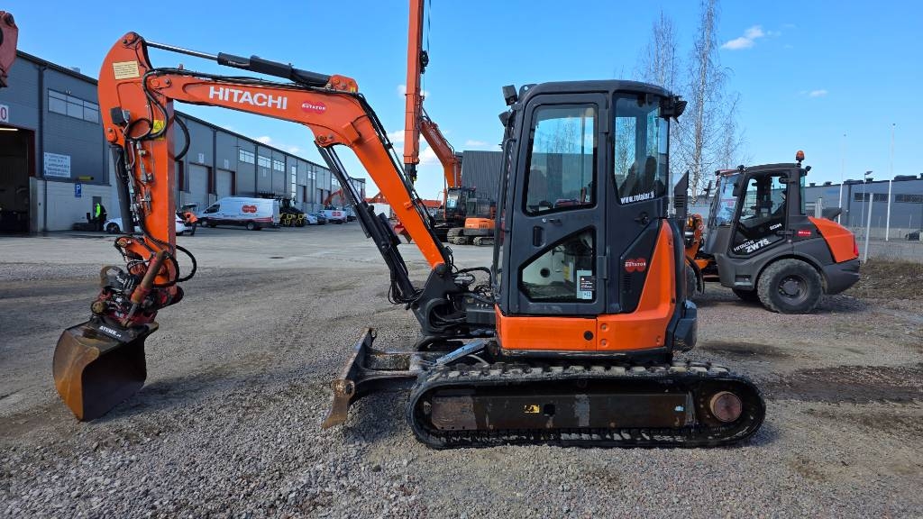 2014 Hitachi ZX48U-5A CLR