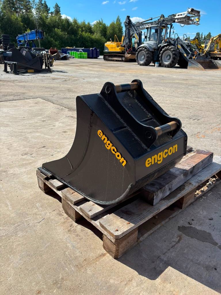 engcon-kuokkakauha-550mm-120l,c5bb9c42