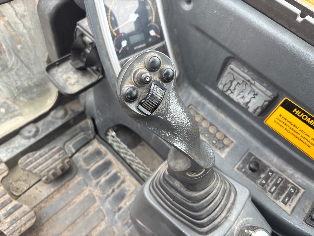 hyundai-robex-60-pyorittaja-2,6c893464