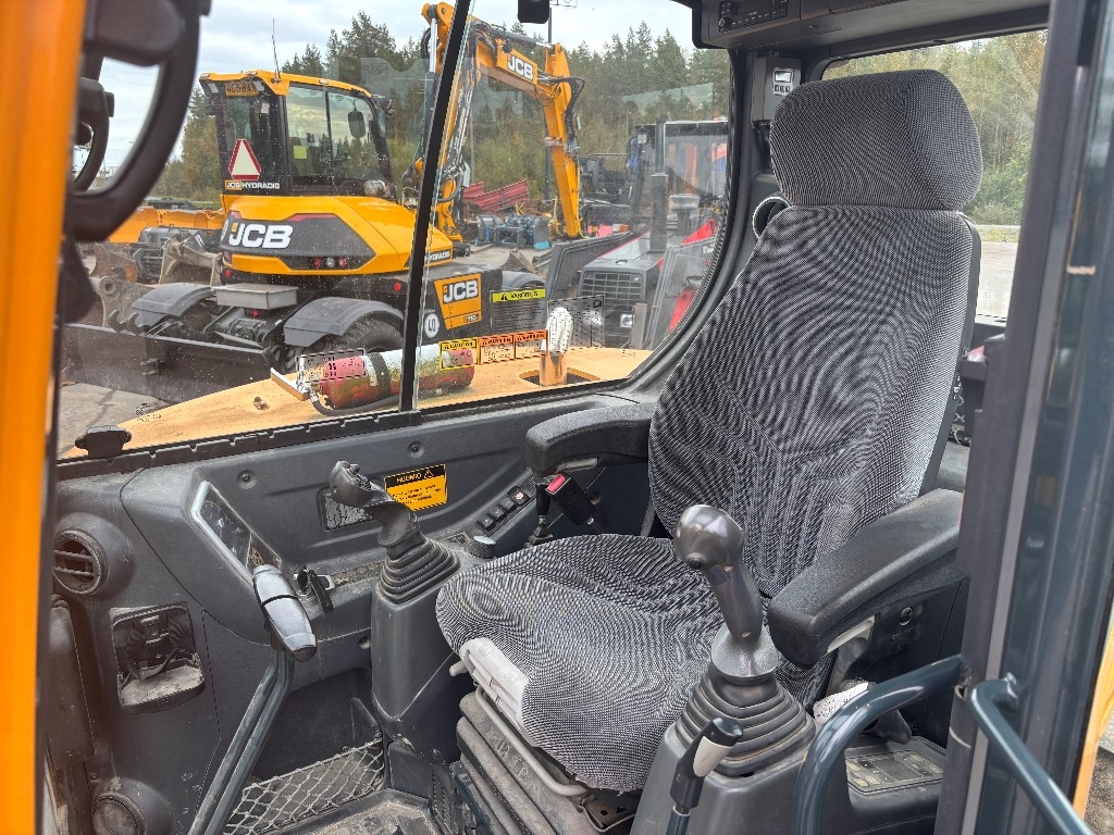 hyundai-robex-60-pyorittaja-2,bfbb7e9d
