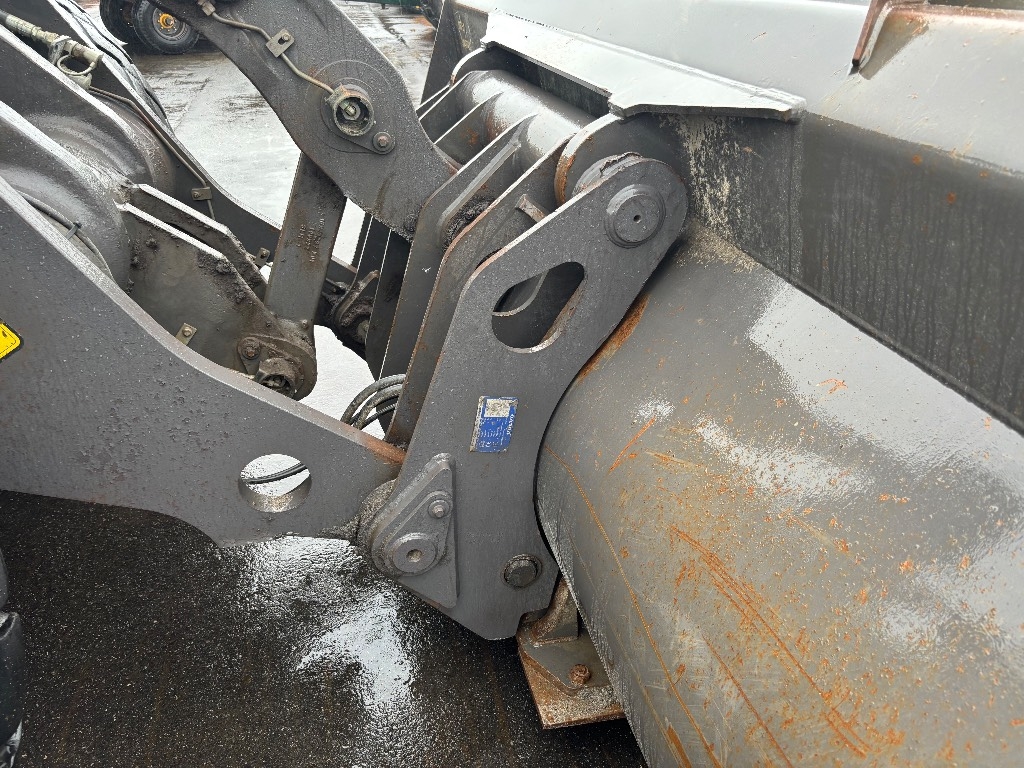volvo-l-150-h-huippu-varustelt,362c57d8