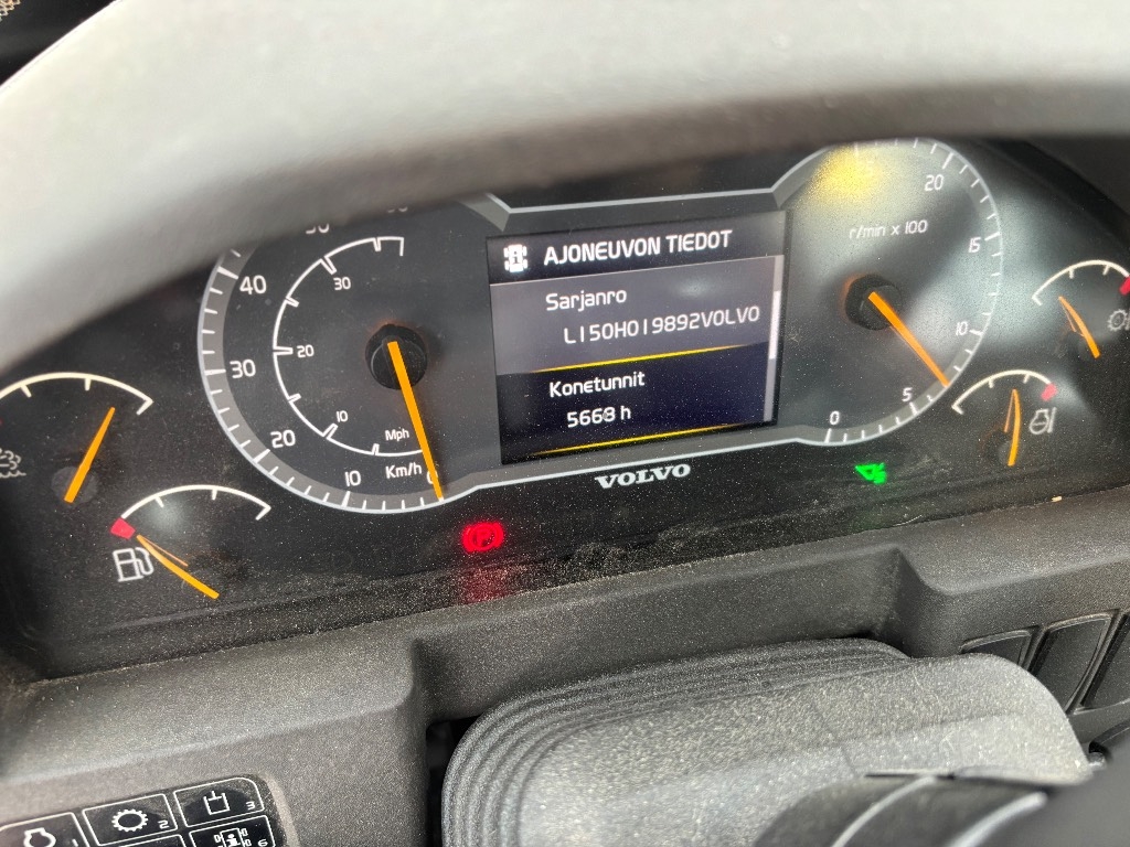 volvo-l-150-h-huippu-varustelt,c3c81b56