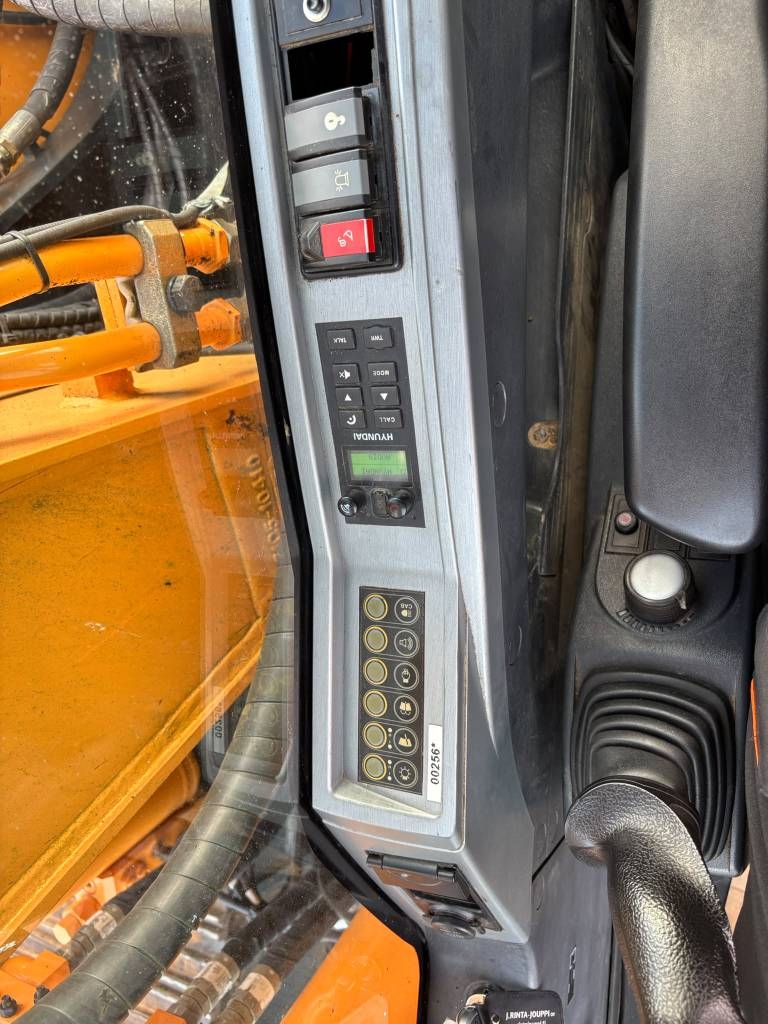 hyundai-robex-160-pyorittaja-r,57599db5