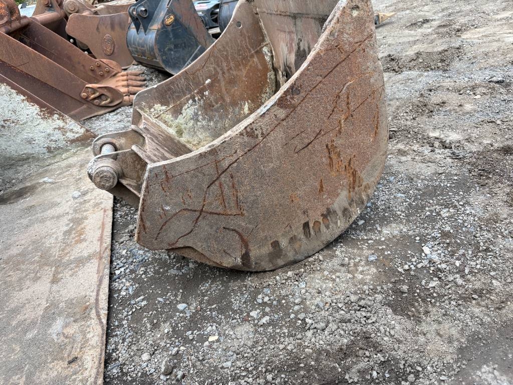 Attachment Sales Bucket