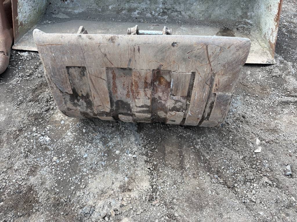 Attachment Sales Bucket