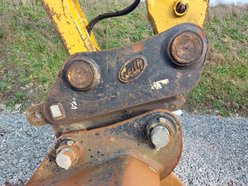 Komatsu HB365LC-3