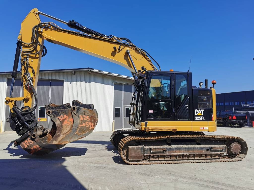 Bandgrävare CAT 325 FL CR