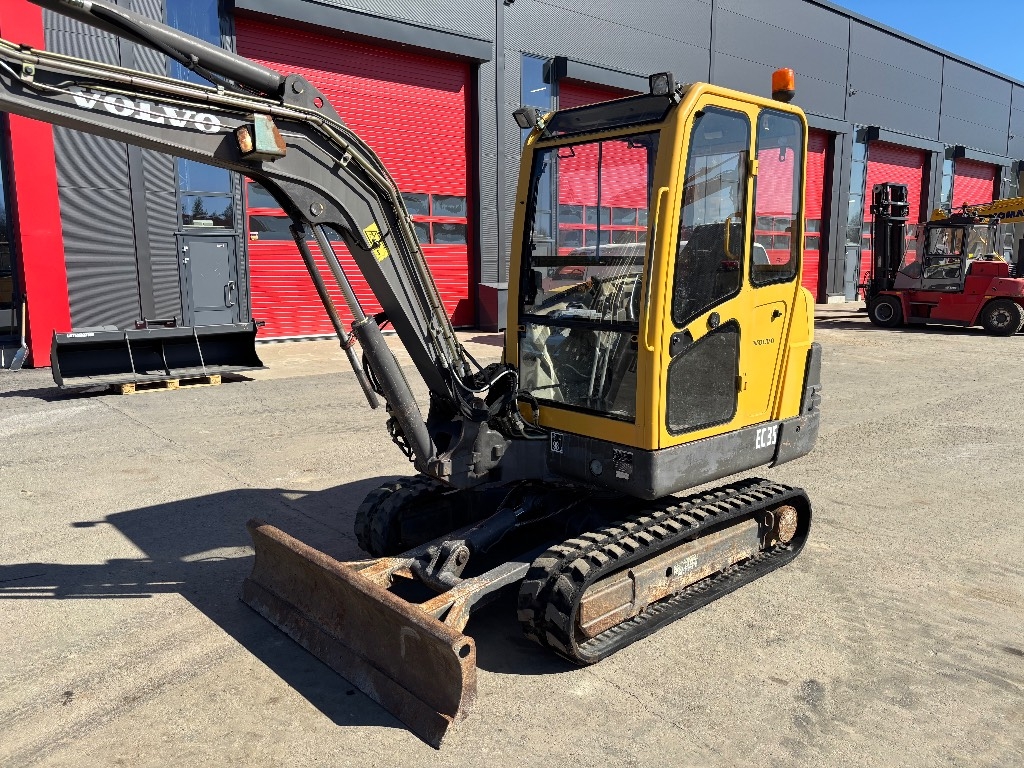 volvo-ec-35-c-pyorittaja-kauha,50a70454