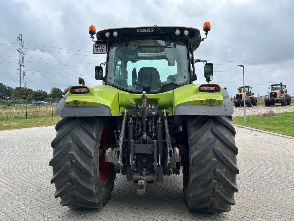 CLAAS Arion 640 Cebis