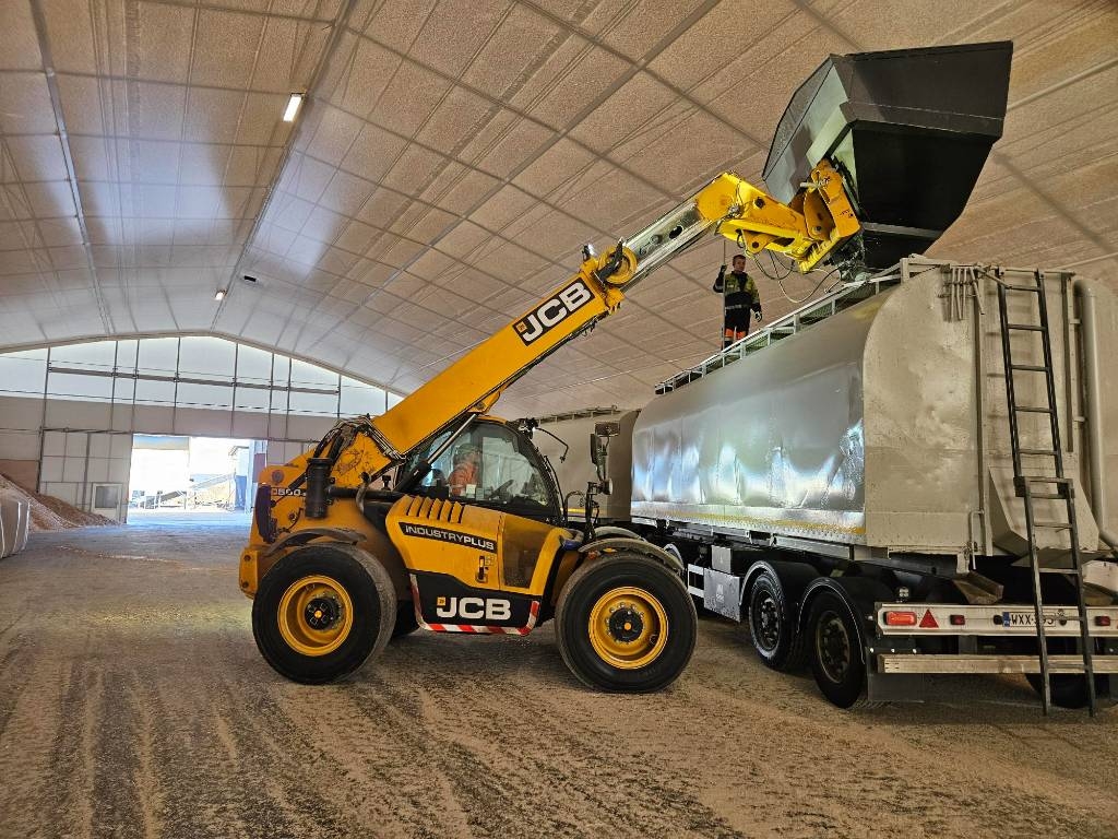 JCB 560-80