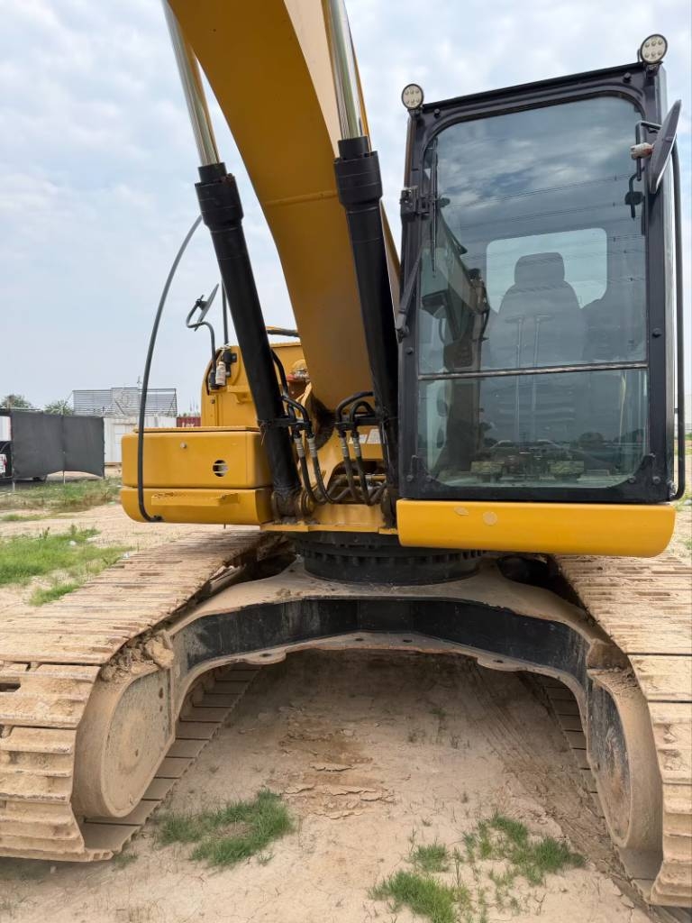 2023 كاتربيلر 320GX-48374944