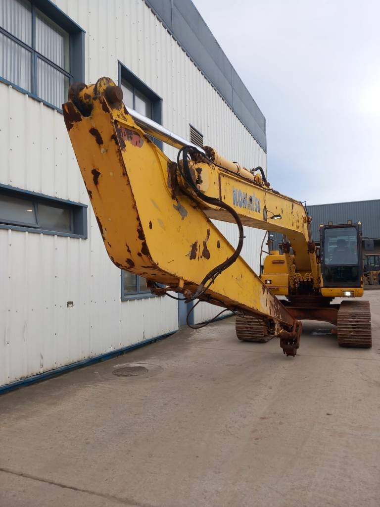 Komatsu PC210LC-10